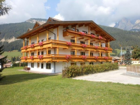 Residence Dolomia Pozza Di Fassa